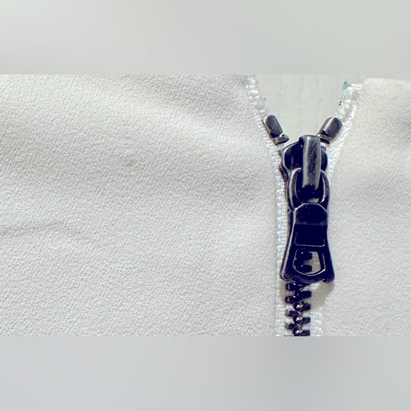 Alice + Olivia Sleeveless Maya Trumpet Silhouette Chevron Color Block Mini Dress - Picture 9 of 9